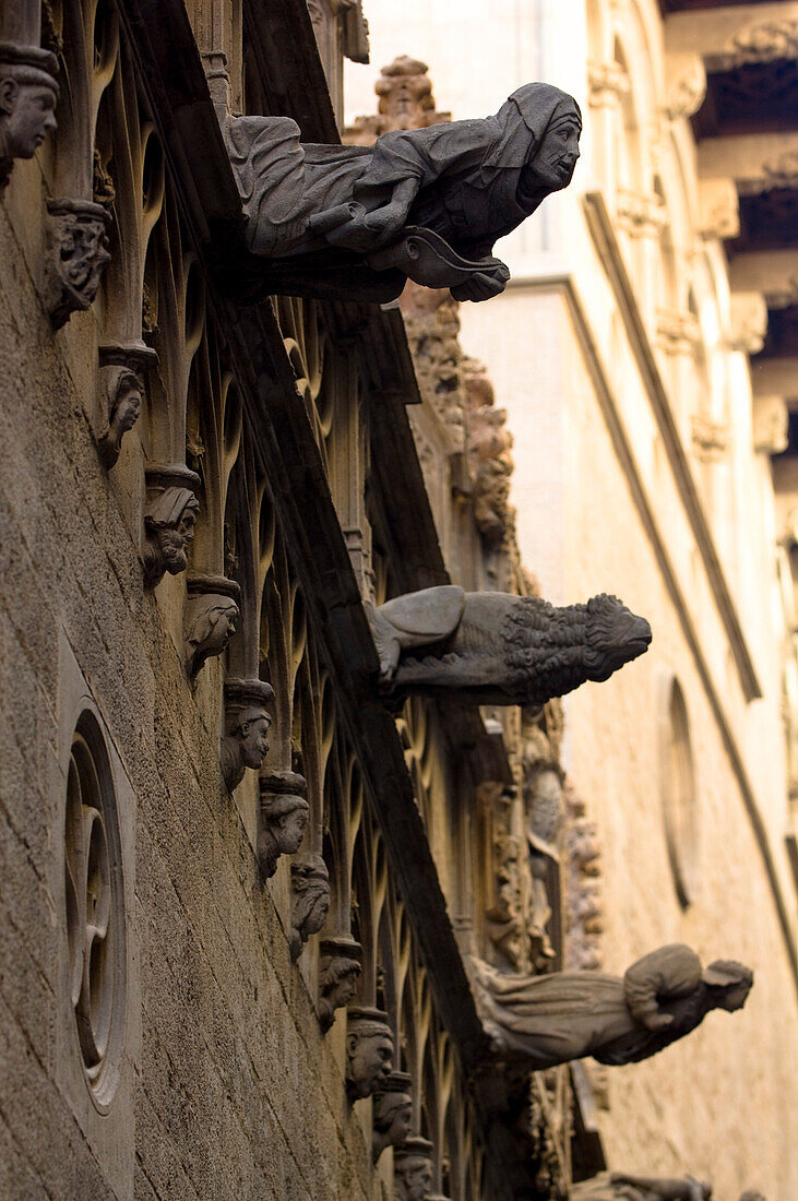 Detail of facade, Barri Gotic, Barcelona, Spain