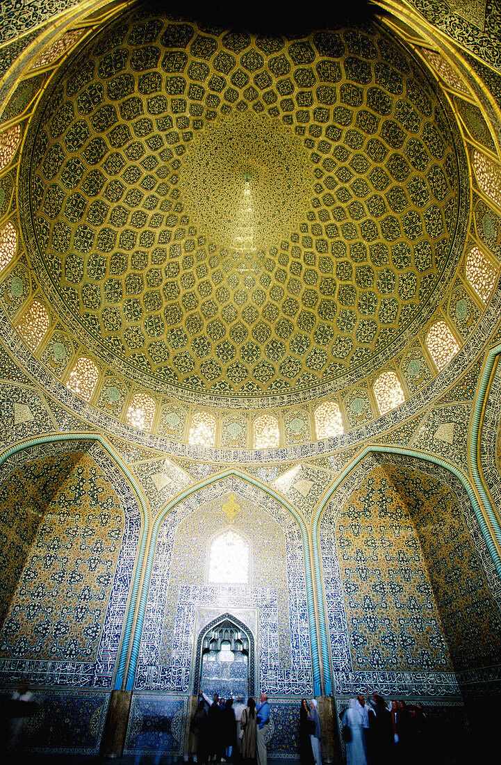Sheikh Lotfollah mosque. Isfahan. Iran.