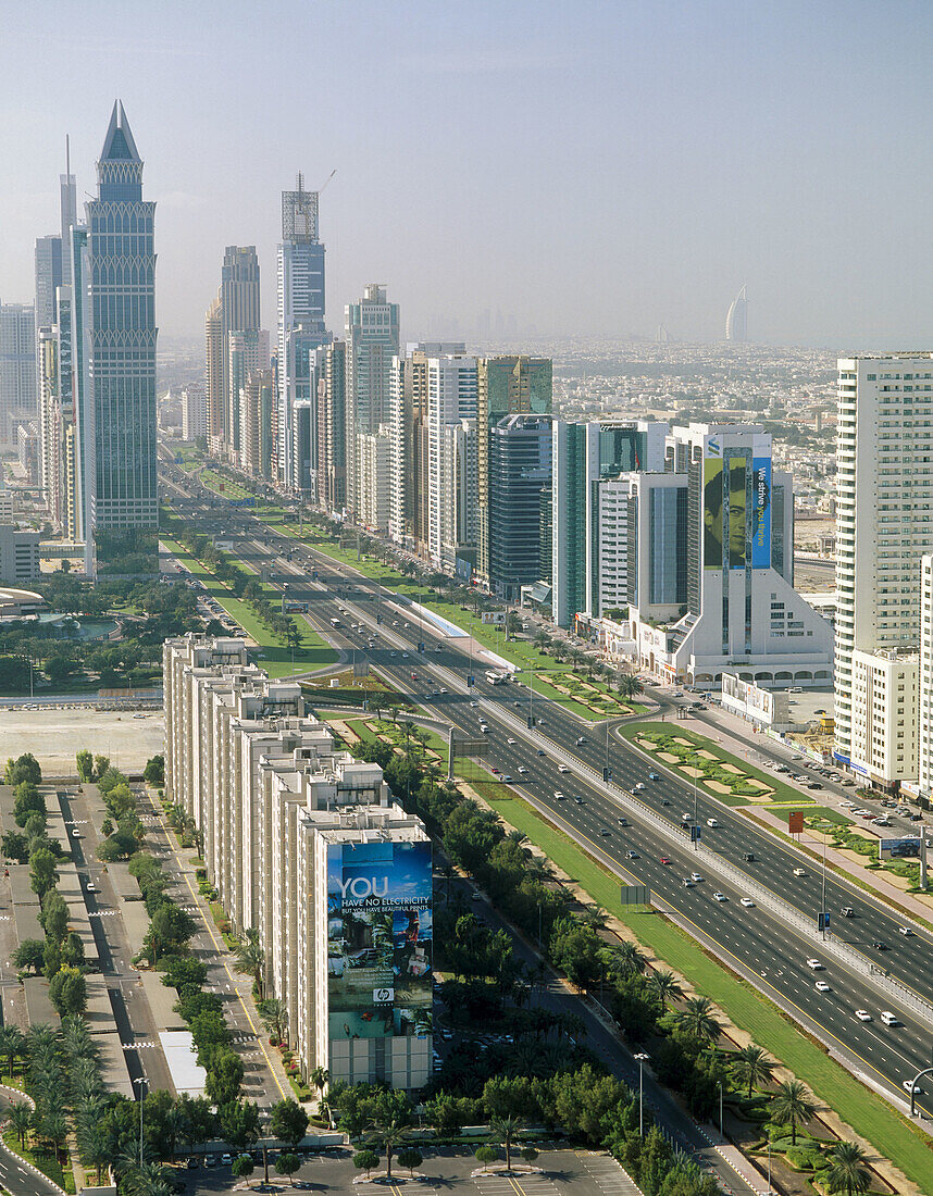 Sheik Zayed Avenue, Satwa district, Dubai City. UAE (United Arab Emirates)