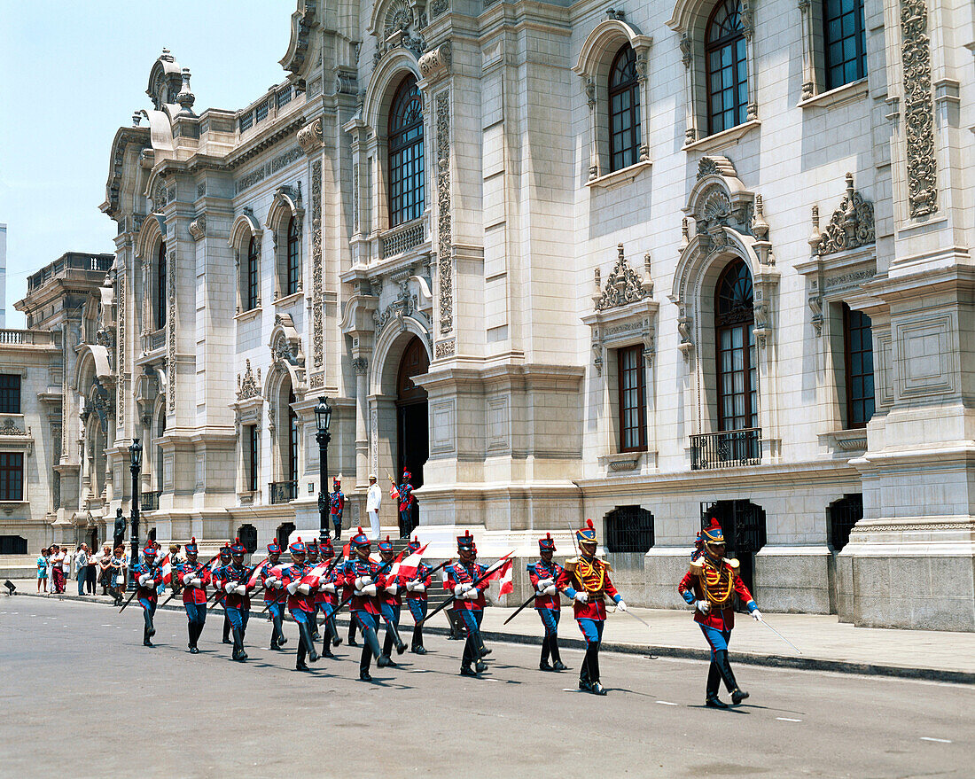 Changing of the guard. Government Palace. Lima. Perú.