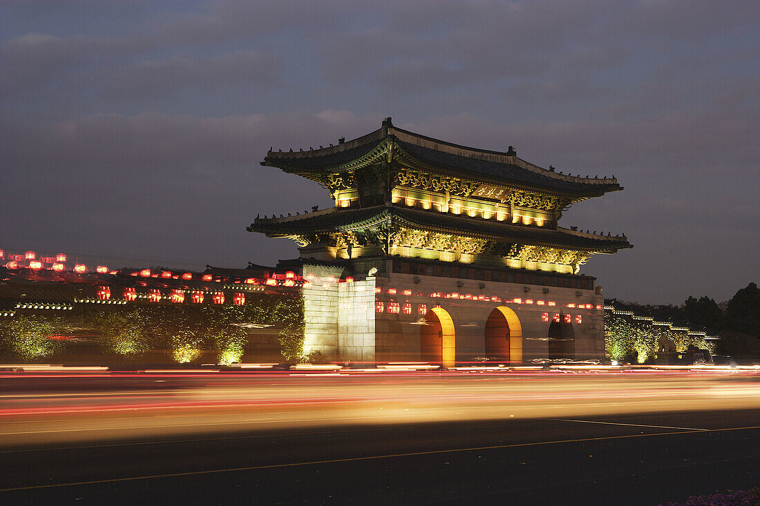 Korea, Seoul City, Kyongbokkung Palace (W.H.), Main Gate