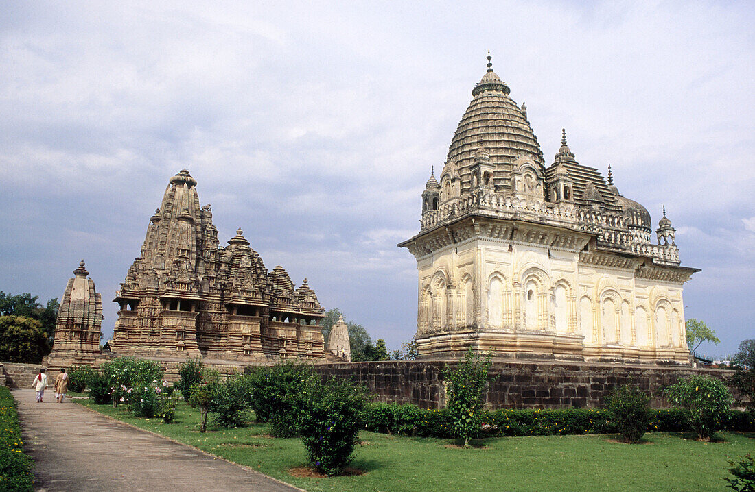 Western group of temples: Vishwanath and Parvati Temples, Khajuraho. Madhya Pradesh, India