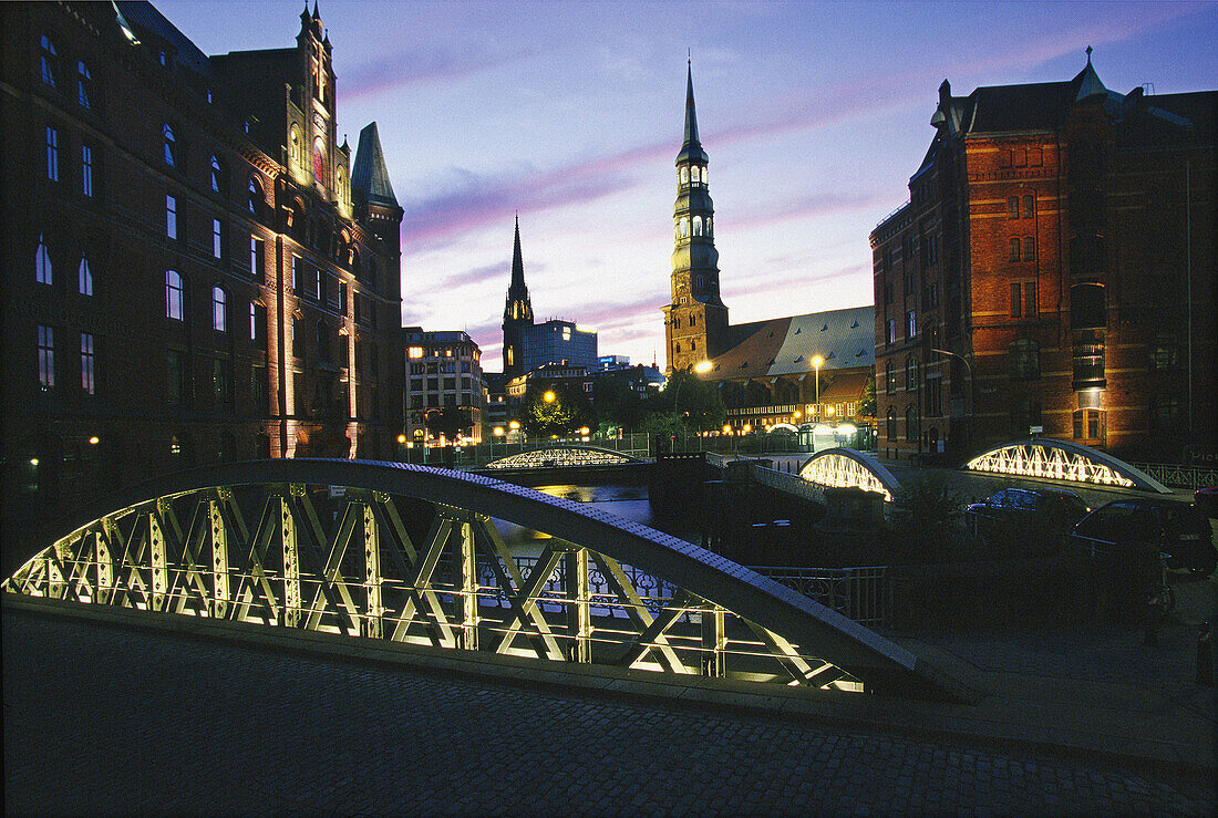 St. Katharinenkirche (St. Catherine’s Church) and St. Nikolaikirche (Saint Nicolas Church) from Speicherstadt (Warehouse district), Hamburg. Germany