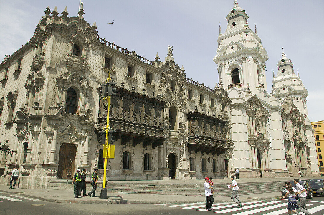 Archbishop s Palace with XVIIth century balconies and Baroque style and Cathedral. Lima. Perú.