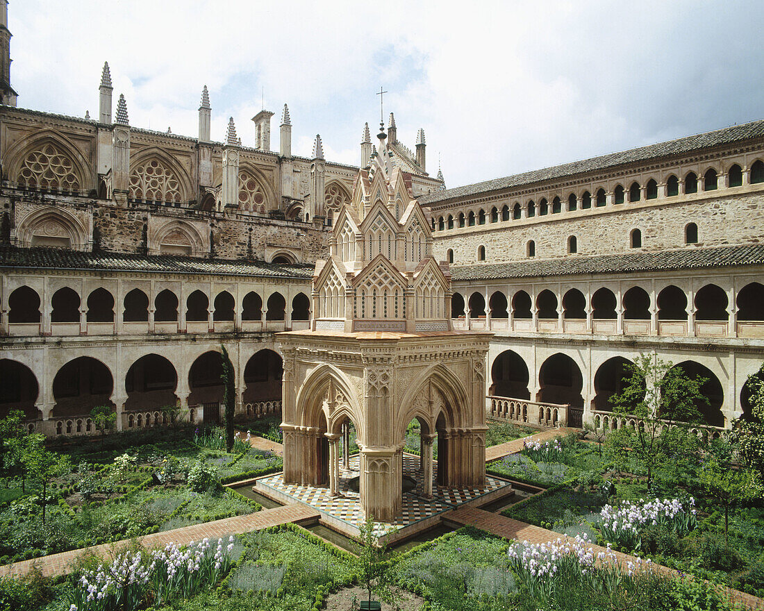Cloister. Monastery of Guadalupe. Caceres province. Spain
