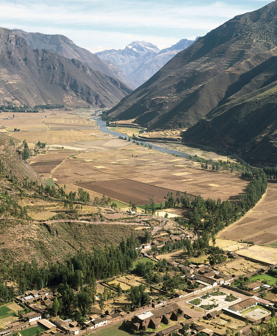 Urubamba river. Cuzco. Sacred Valley of the Incas. Peru.