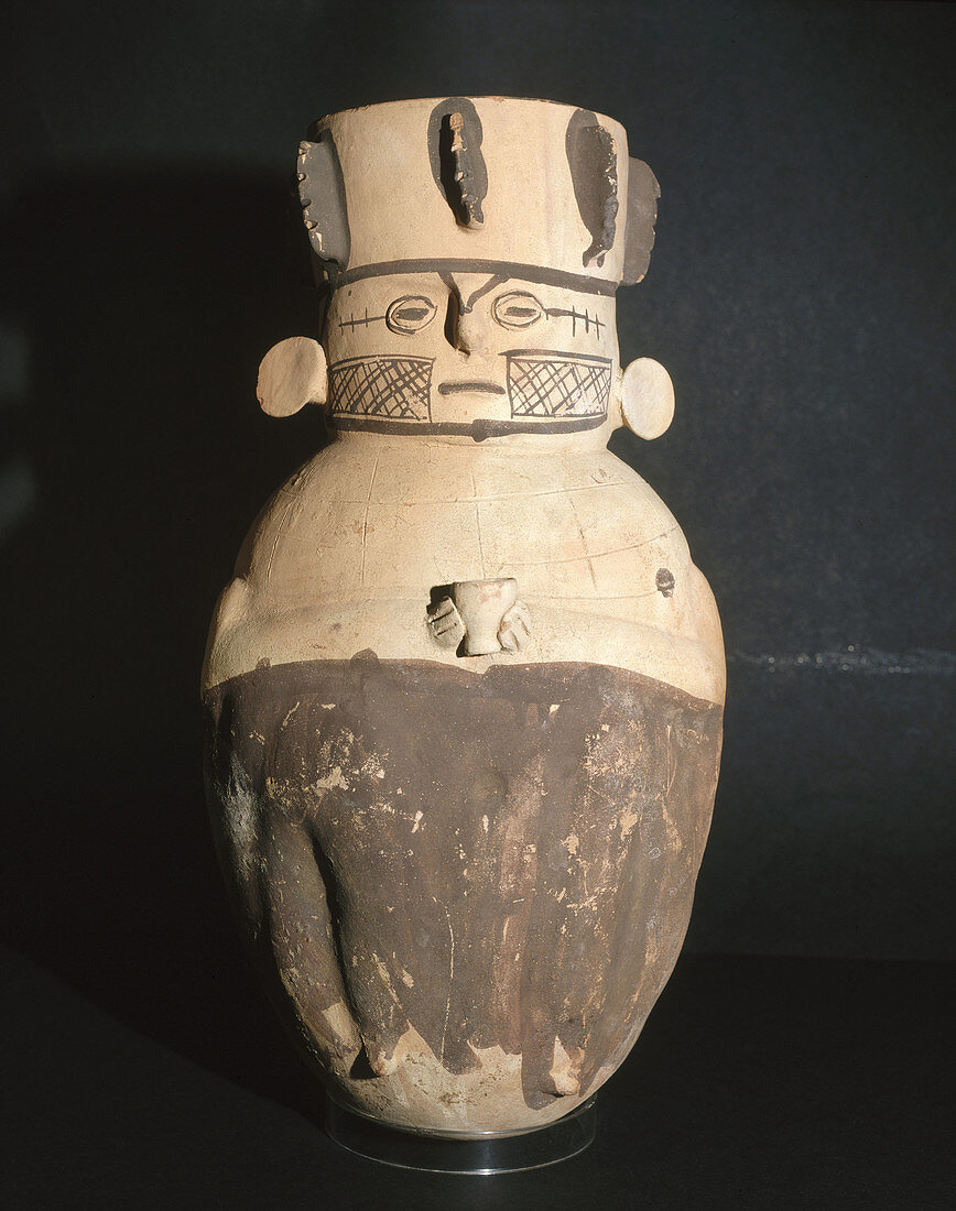 Anthropomorphe vessel (1200 - 1430 A.D.). Chancay culture. Peru.