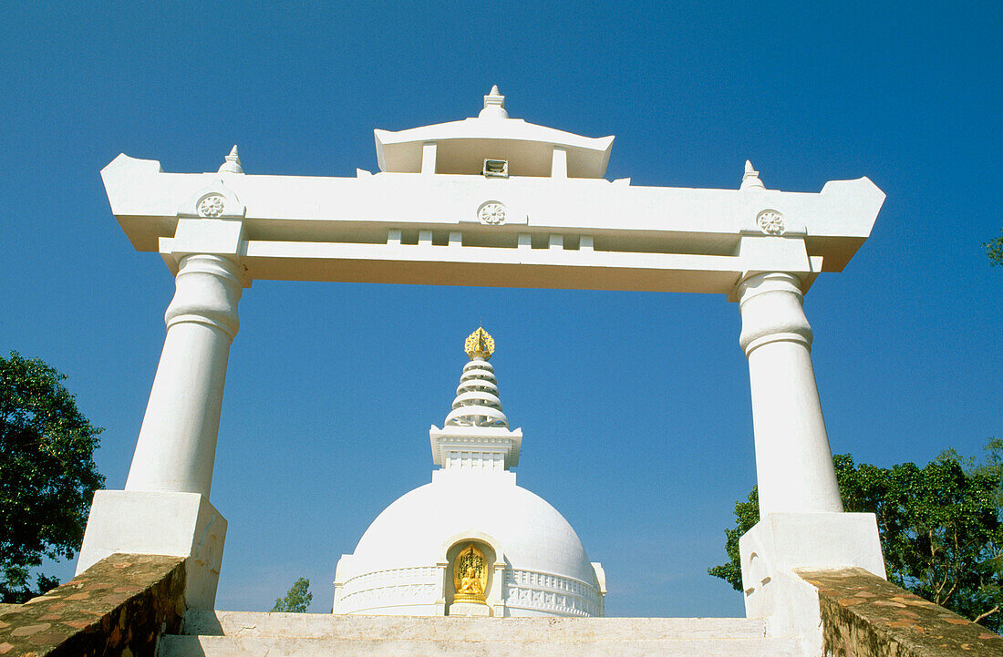 Vishwa Shanti Stupa. Rajgir. Bihar. India