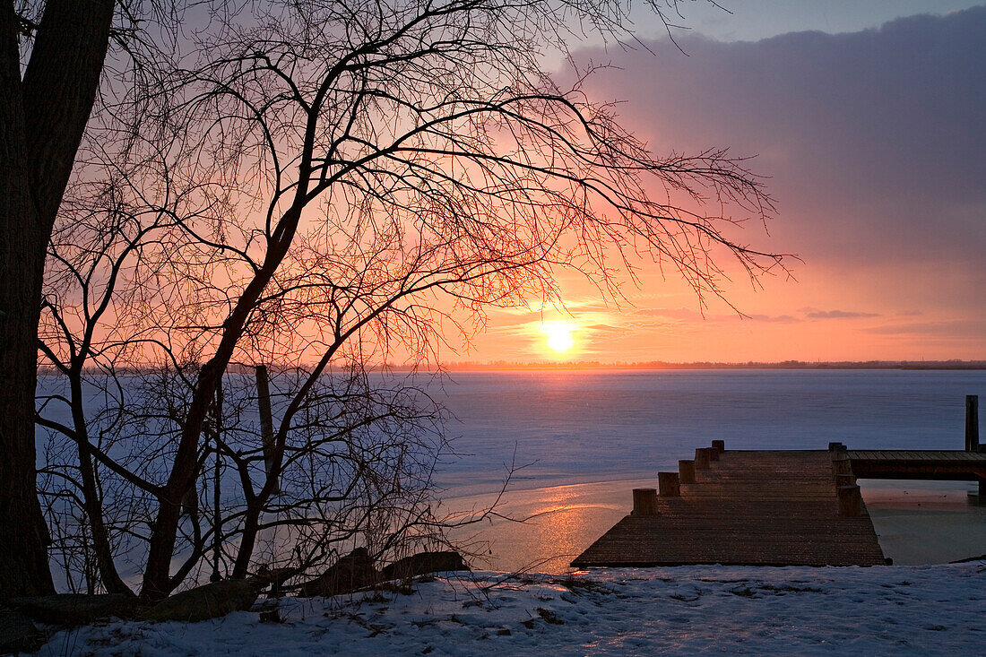 Sonnenuntergang Usedom im Winter, Mecklenburg-Vorpommern, Deutschland