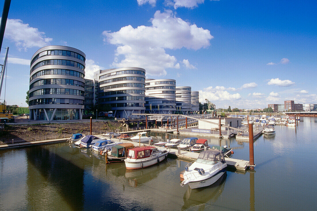 Marina, Bürogebäude Five Boats, Innenhafen, Duisburg, Ruhr, Ruhrgebiet, Nordrhein Westfalen, Deutschland