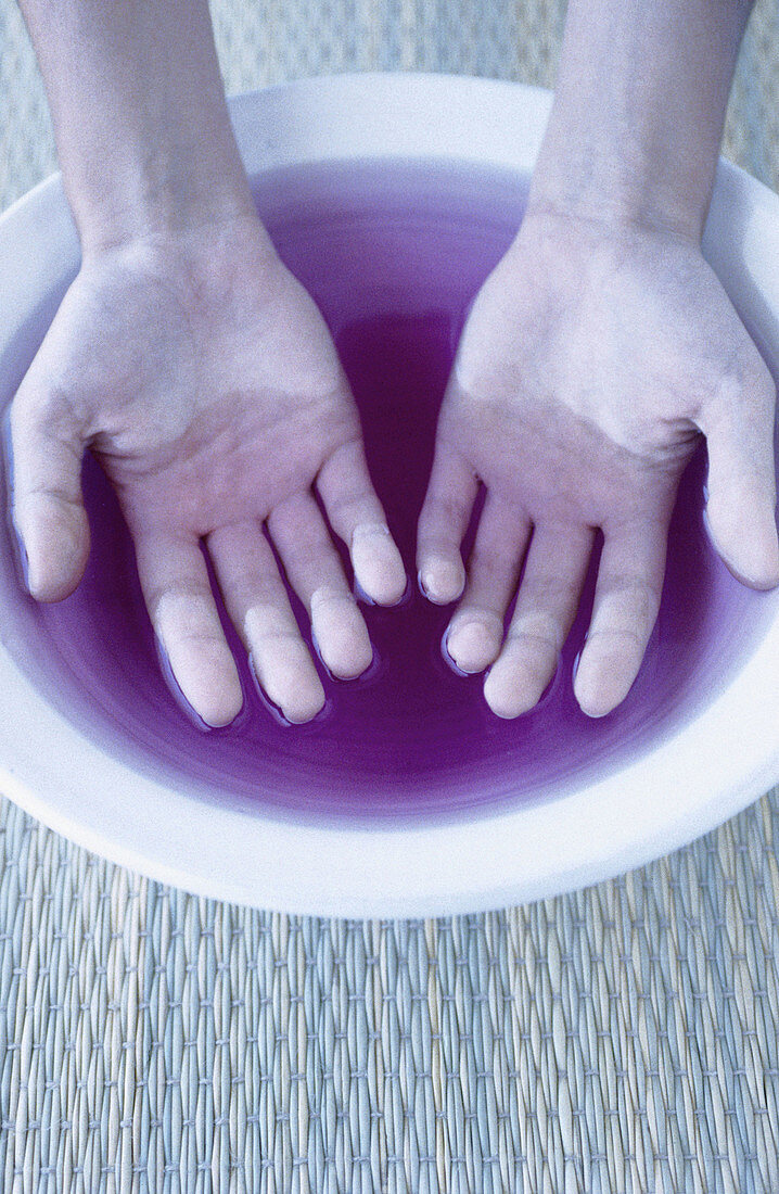  Adult, Adults, Beauty, Beauty Care, Bowl, Bowls, Close up, Close-up, Color, Colour, Contemporary, Female, Feminine, Hand, Hands, Human, Hygiene, Indoor, Indoors, Inside, Interior, Liquid, Liquids, Manicure, One, One person, People, Person, Persons, Verti