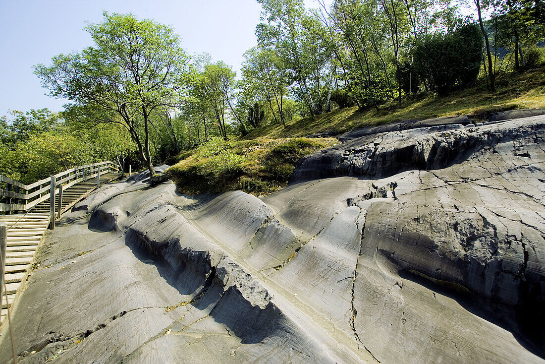 Parco Nazionale delle Incisioni Rupestri (National Park of Rupestrian Engravings), the Rock 35. Capo di Ponte. Lombardia-Valcamonica. Italy.