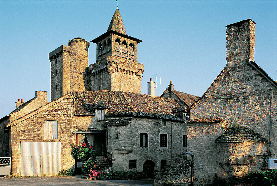 Fortified farms. Levezou area. Aveyron. France