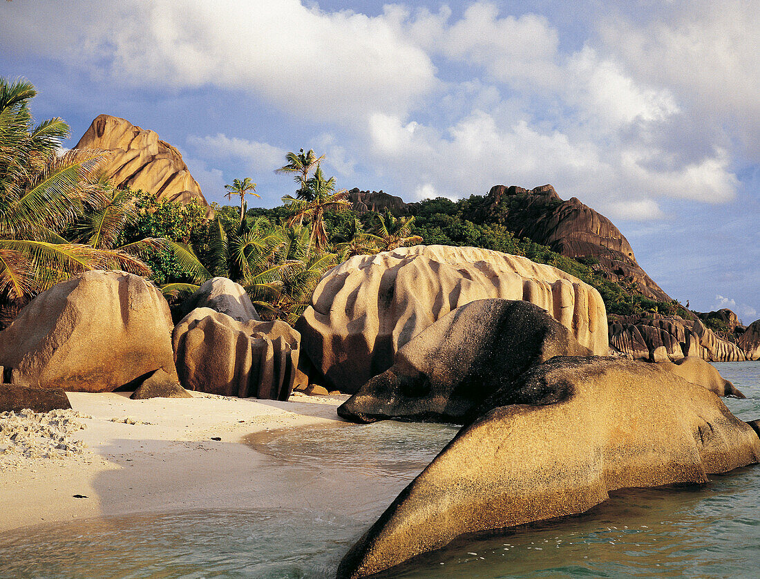 Anse d Argent beach and rocks. La Digue. Seychelles