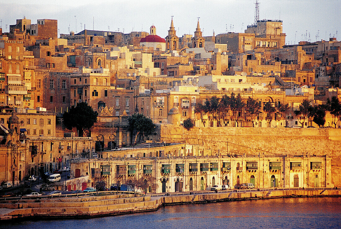 Sunrise. Valletta. Malta