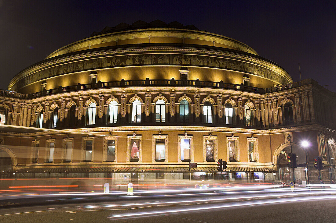 Europe, UK, GB, England, London, Royal Albert Hall at dusk