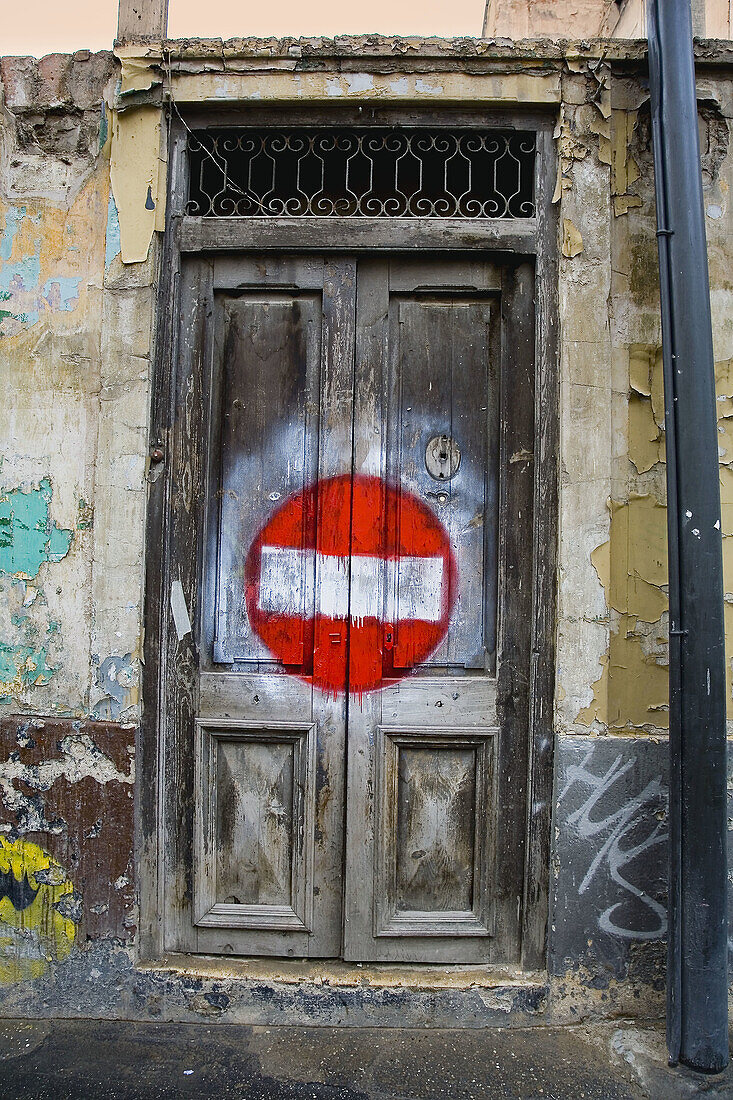  Alt, Fahrrad, Fahrräder, Farbe, Graffiti, Graffitis, Holz, Hölzern, Schild, Schilder, Tür, Türen, Verbot, Verbote, D56-505761, agefotostock 