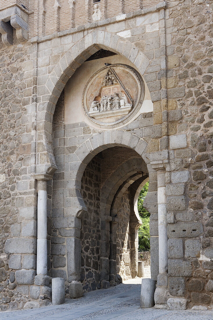 Mudejar Puerta del Sol town gate (14th century), Toledo. Castilla-La Mancha, Spain