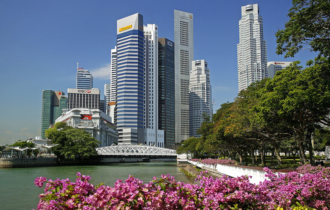 View of the Singapore skyline and the Singapore River. Singapore.