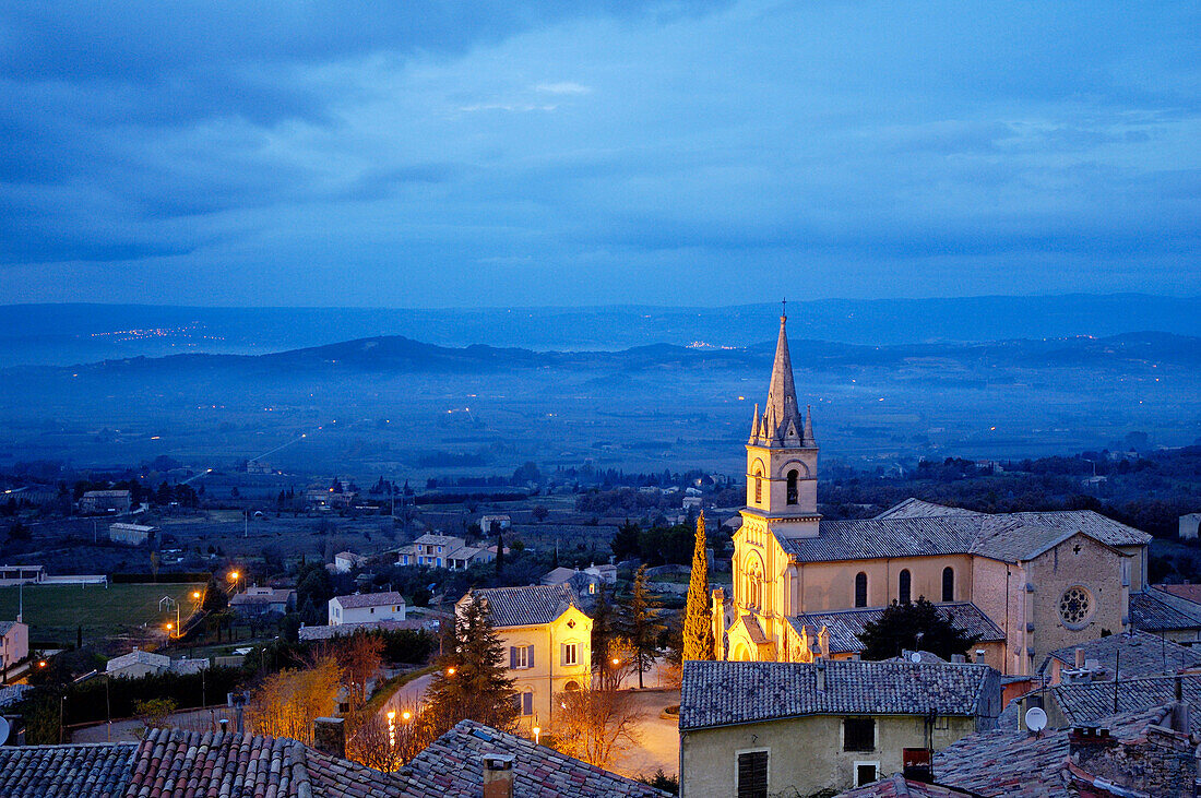 Village of Bonnieux at night, Luberon region. Vaucluse, Provence, France