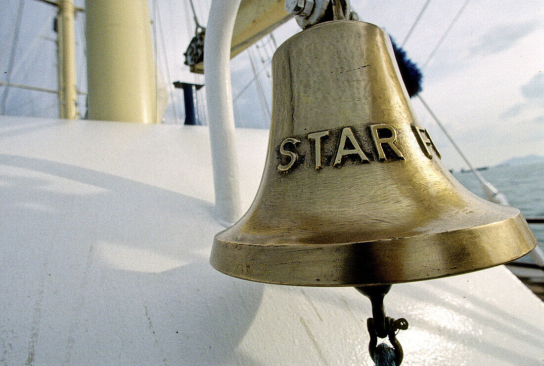 Cruise in south-east asia aboard the spv Starflyer, a modern four masts sailing boat continuing the tradition of the famous tea clippers