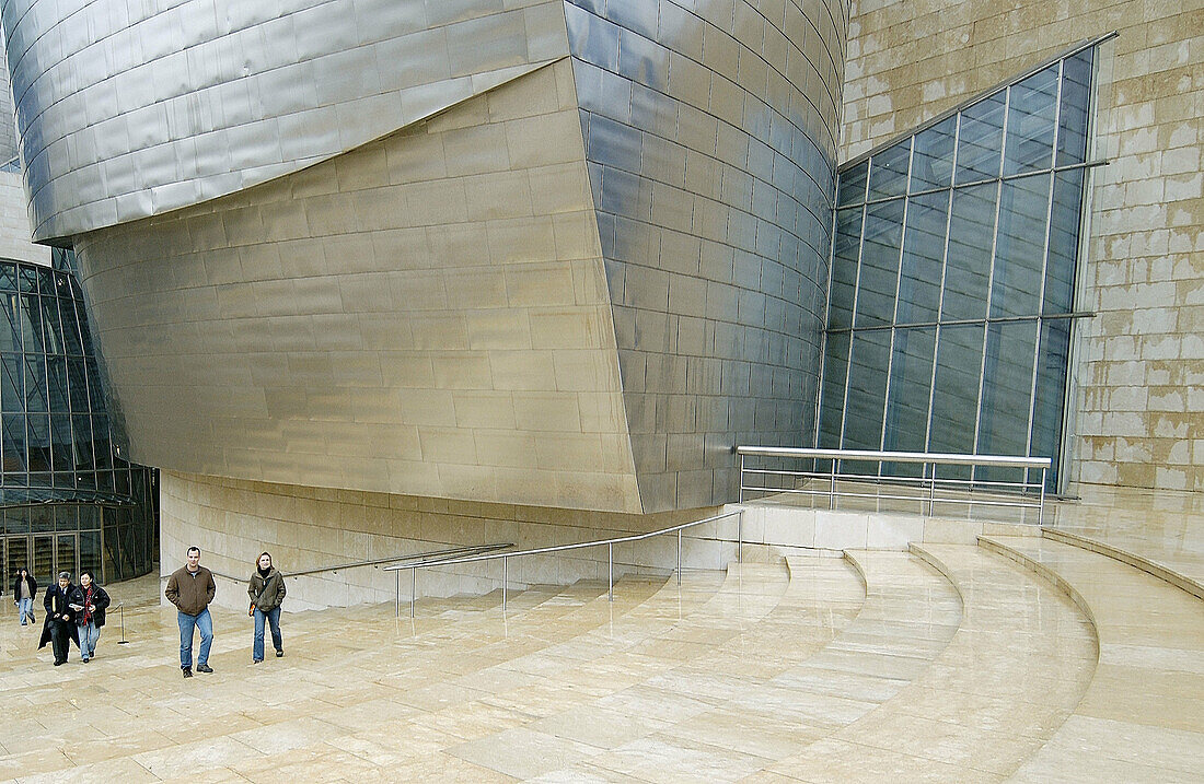 Guggenheim Museum, by F.O. Gehry. Bilbao. Biscay. Spain