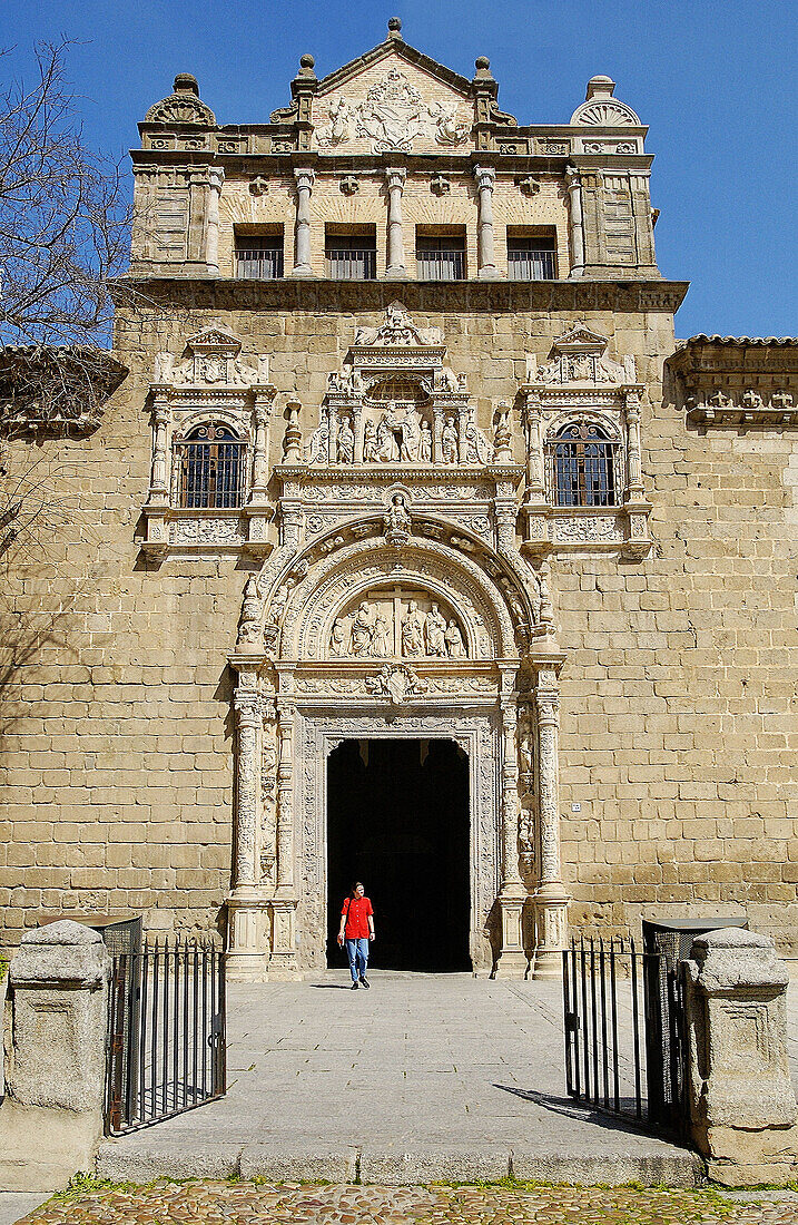 Museo de Santa Cruz, gegründet von Kardinal Pedro González de Mendoza und erbaut im 16. Jahrhundert von Alonso de Covarrubias. Toledo. Kastilien-La Mancha, Spanien