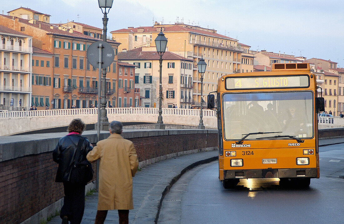 Ponte di Mezzo and Lungarno Gambacorti (boulevard along Arno River). Pisa. Tuscany, Italy