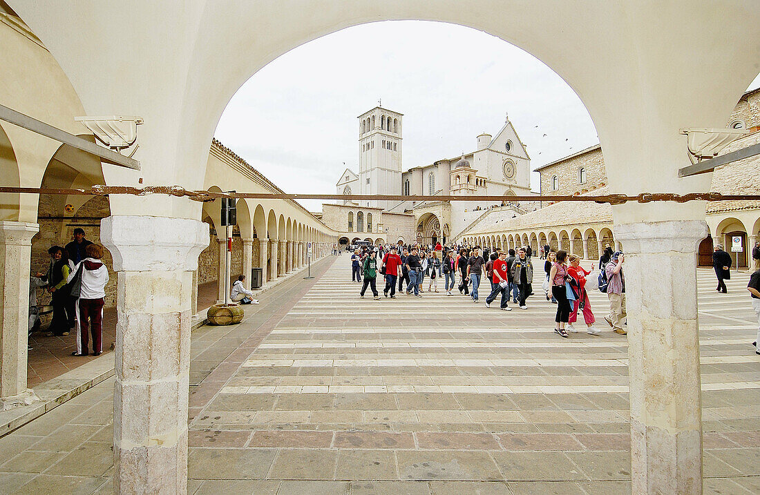 Basilika des Heiligen Franziskus. Assisi. Umbrien, Italien