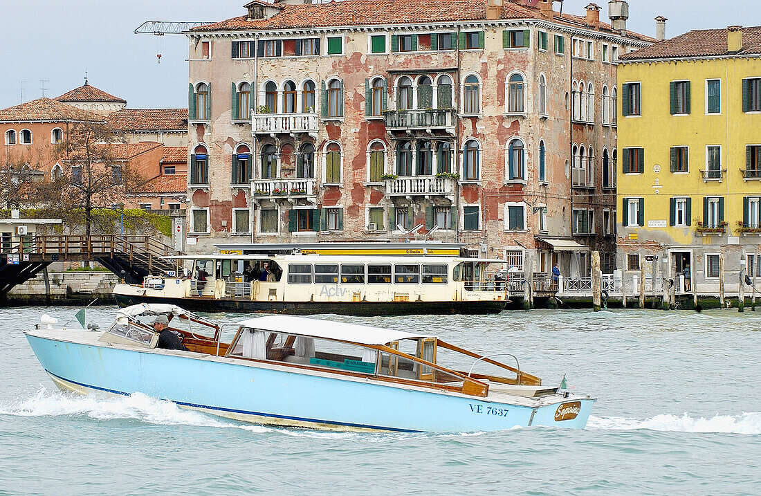 Fondamenta delle Zattere. Canal della Giudecca. Venedig. Italien