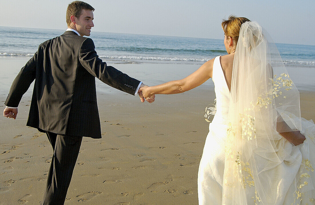 ng, Bonds, Bridal couple, Bride, Bridegroom, Bridegrooms, Brides, Caucasian, Caucasians, Coast, Coast