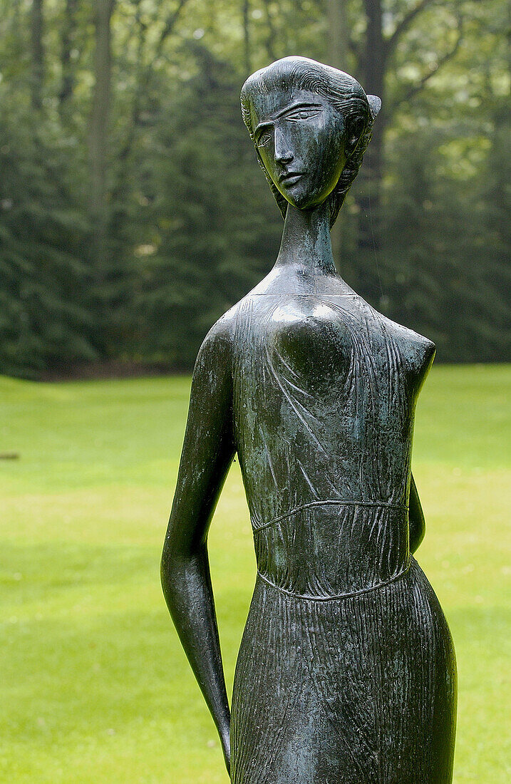 Franca Skulptur von Marcello Mascherini im Garten des Kröller-Müller Museums, Het Nationale Park De Hoge Veluwe. Gelderland, Niederlande