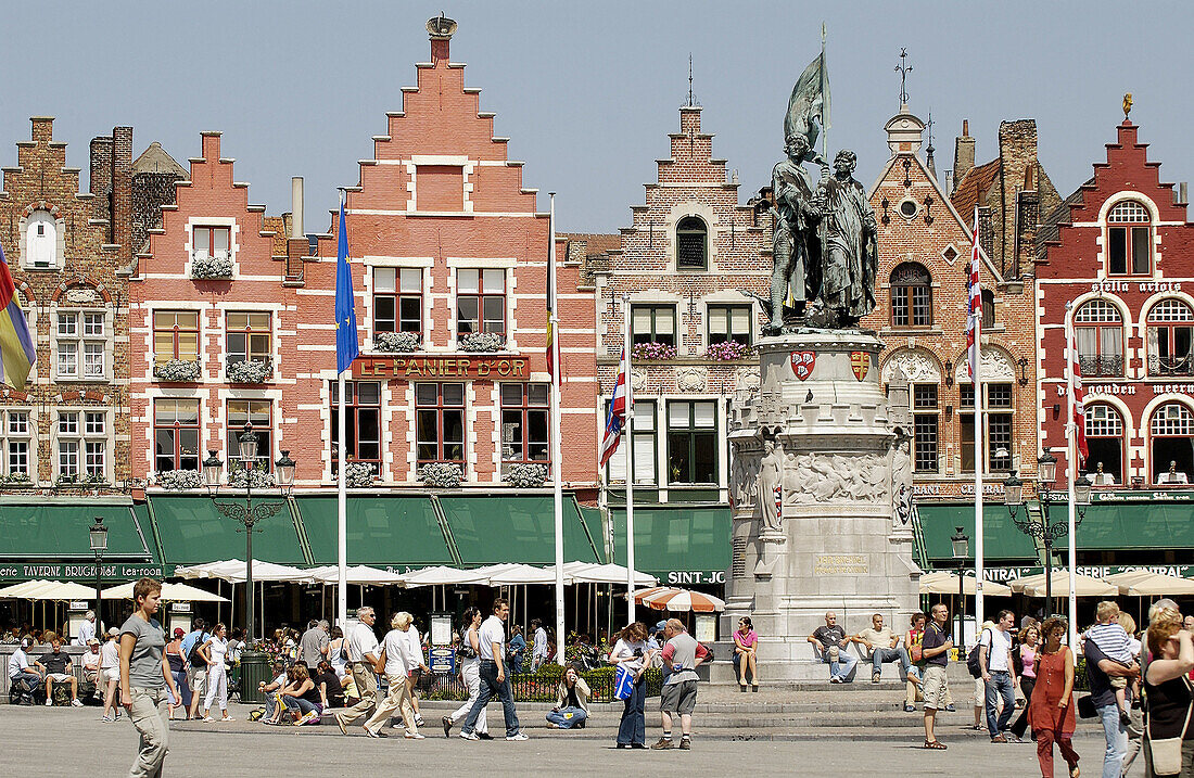 Markt (Market Square). Brugge. Flanders, Belgium