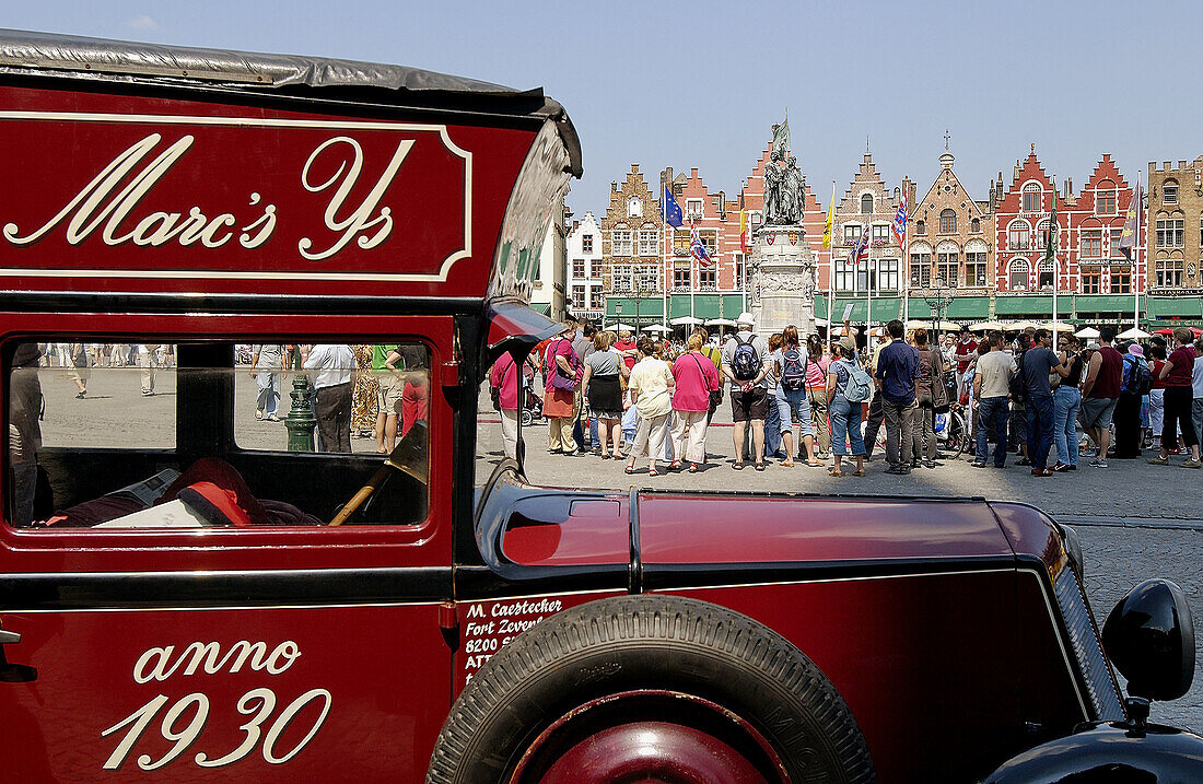 Markt (Market Square). Brugge. Flanders, Belgium