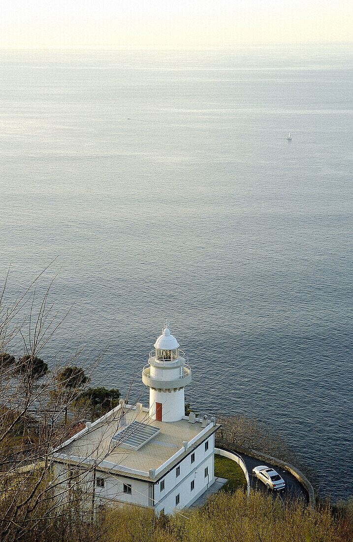 Leuchtturm Igeldo. Bucht von Biskaya. Donostia, San Sebastian. Euskadi. Spanien.