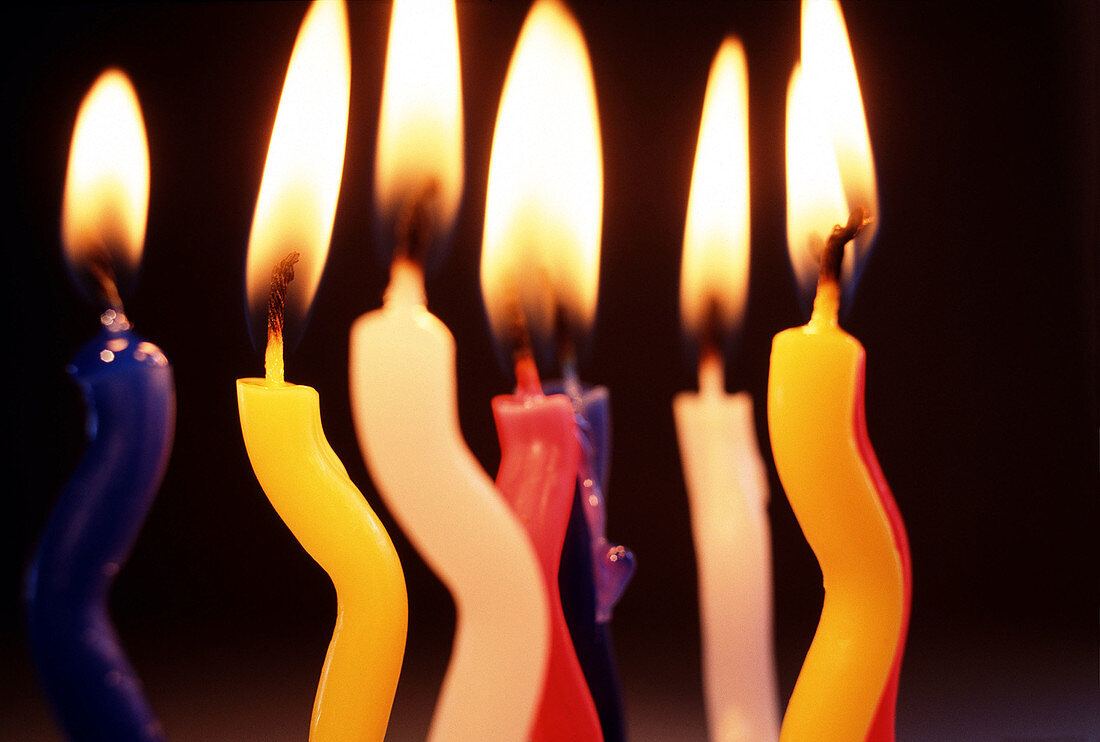  Burn, Burning, Candle, Candles, Color, Colour, Concept, Concepts, Energy, Fire, Flame, Flames, Heat, Horizontal, Indoor, Indoors, Interior, Lit, Object, Objects, Power, Still life, Symbol, Symbols, Thing, Things, B75-212122, agefotostock 