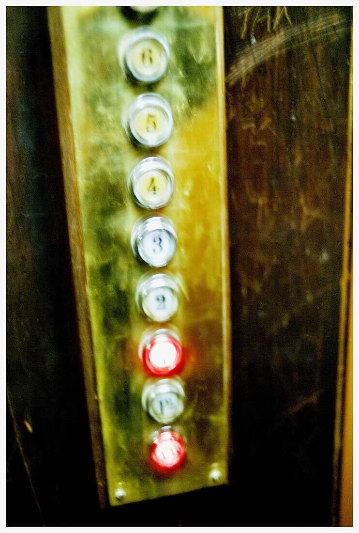  Aged, Button, Buttons, Color, Colour, Concept, Concepts, Control, Controls, Detail, Details, Ease, Easiness, Easy, Elevator, Elevators, Floor, Floors, Indoor, Indoors, Interior, Lift, Lifts, Lit, Old, Service, Storey, B75-488136, agefotostock 