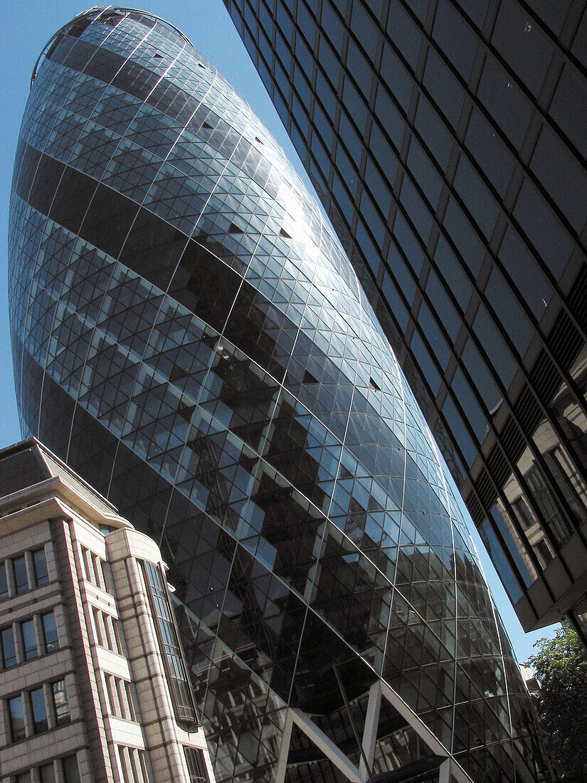 Swiss Re-Building, the erotic gherkin , London. England, Great Britain