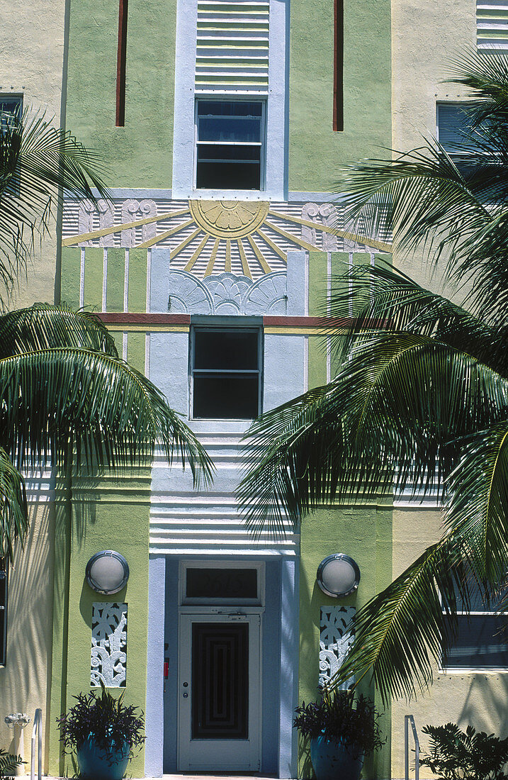 The Art Deco district around Ocean Drive and Washington Ave. Miami Beach. Florida. USA.