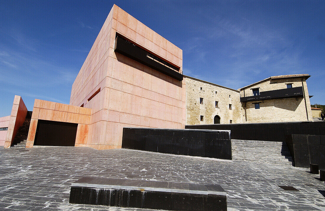 Museo Oteiza (Bauwerk des Architekten Sáenz de Oiza). In der Nähe von Pamplona. Navarra. Spanien