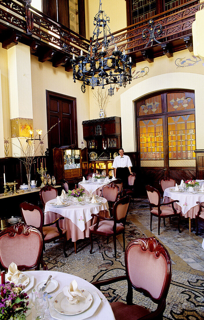 Restaurant in Hotel España by Lluís Domènech i Montaner. Barcelona. Spain