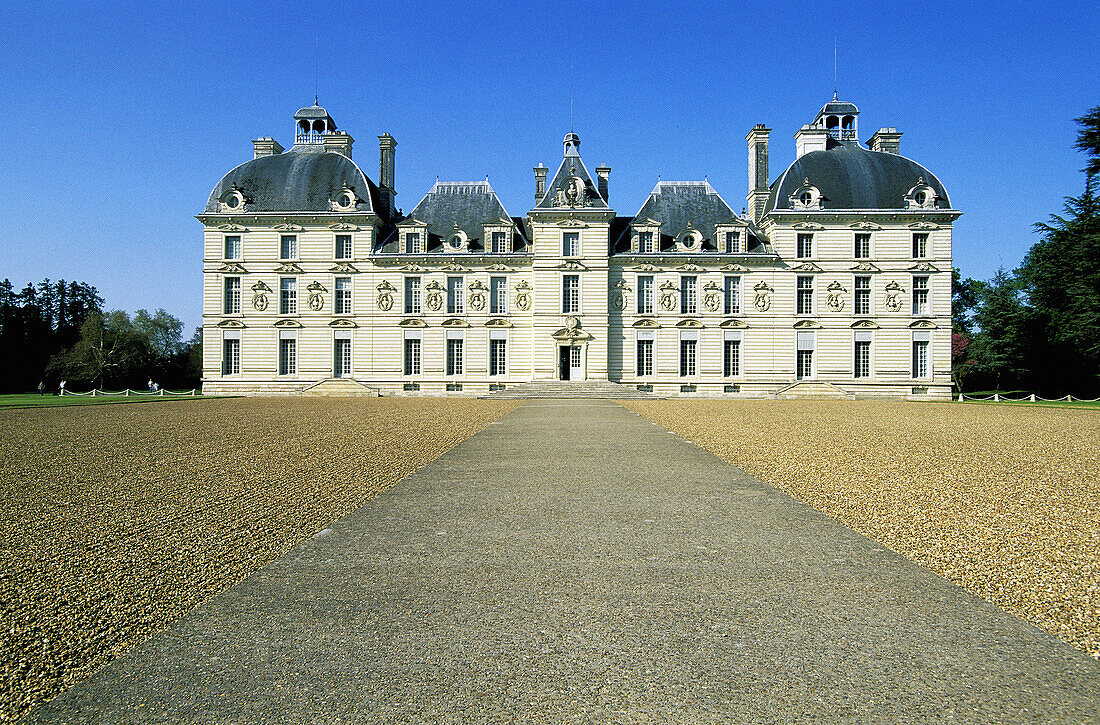 Cheverny Castle main facade. Touraine (Chateaux country). Val-de-Loire. France