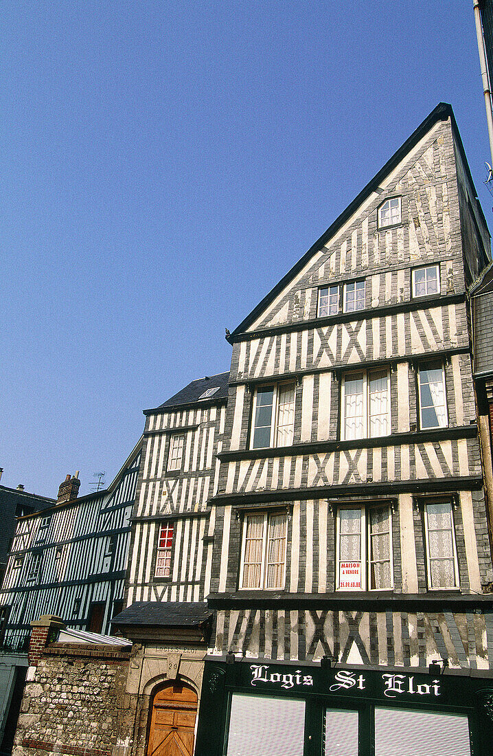 Medieval quarter sheltering many half-timbered houses. Rouen. Seine-Maritime. Normandy. France