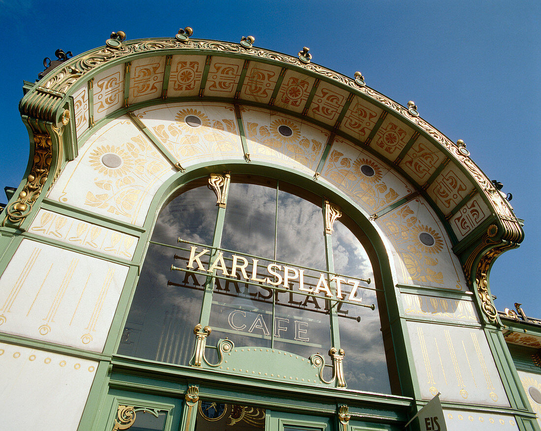 Karlsplatz Café (Stadtbahnpavillon). Vienna. Austria