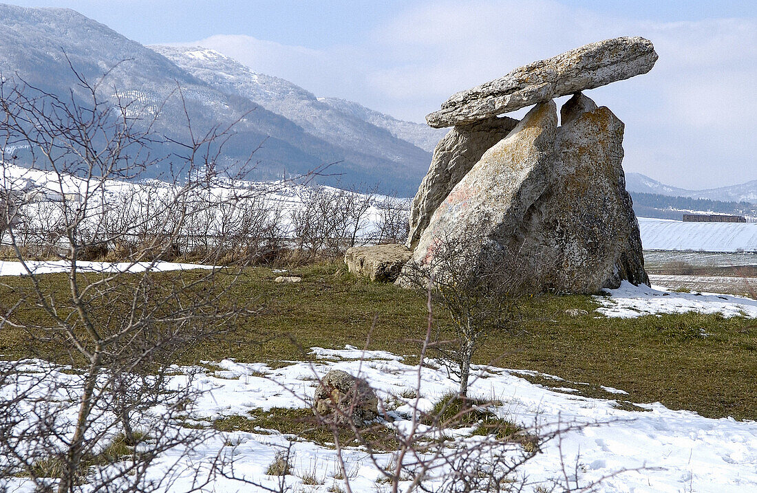 Sorginetxe-Dolmen. Arrizala. Iturrieta-Gebirge. Salvatierra. Alava. Euskadi.