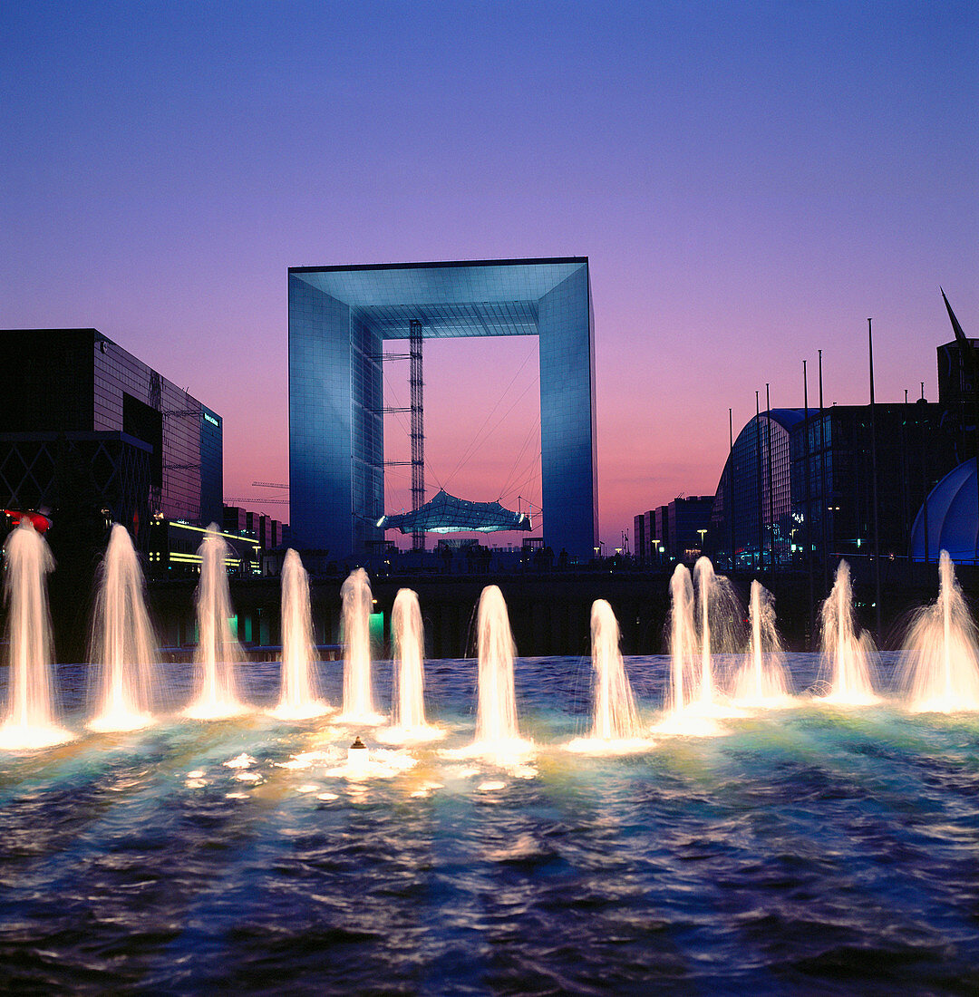 Grande Arche, fountain, La Défense, modern architecture, Paris. France