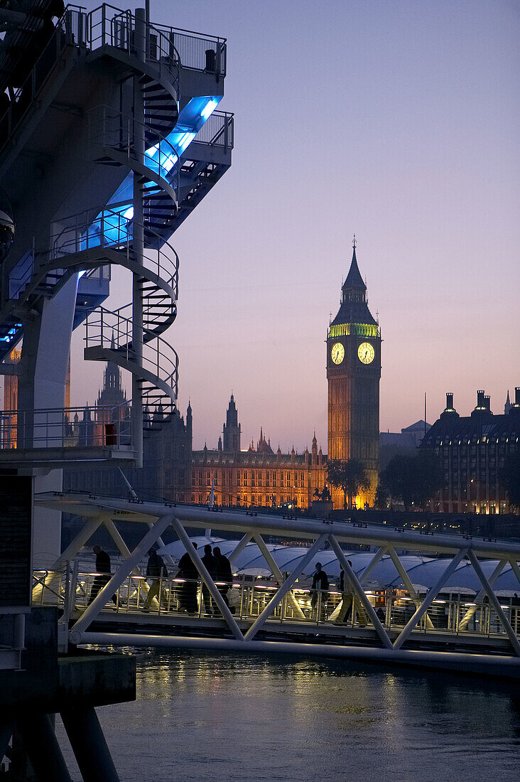 London Eye, Big Ben und Houses of Parliament, London. England, Vereinigtes Königreich