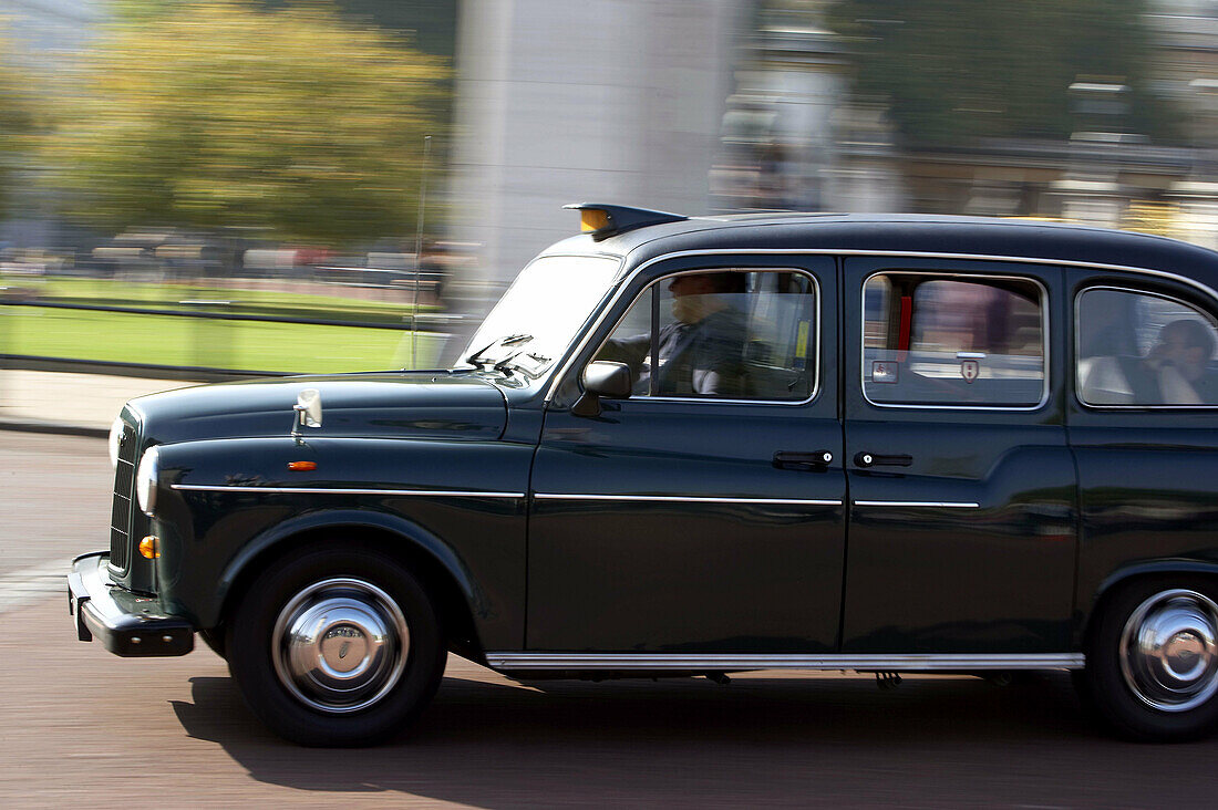 Taxi, London. England, Vereinigtes Königreich