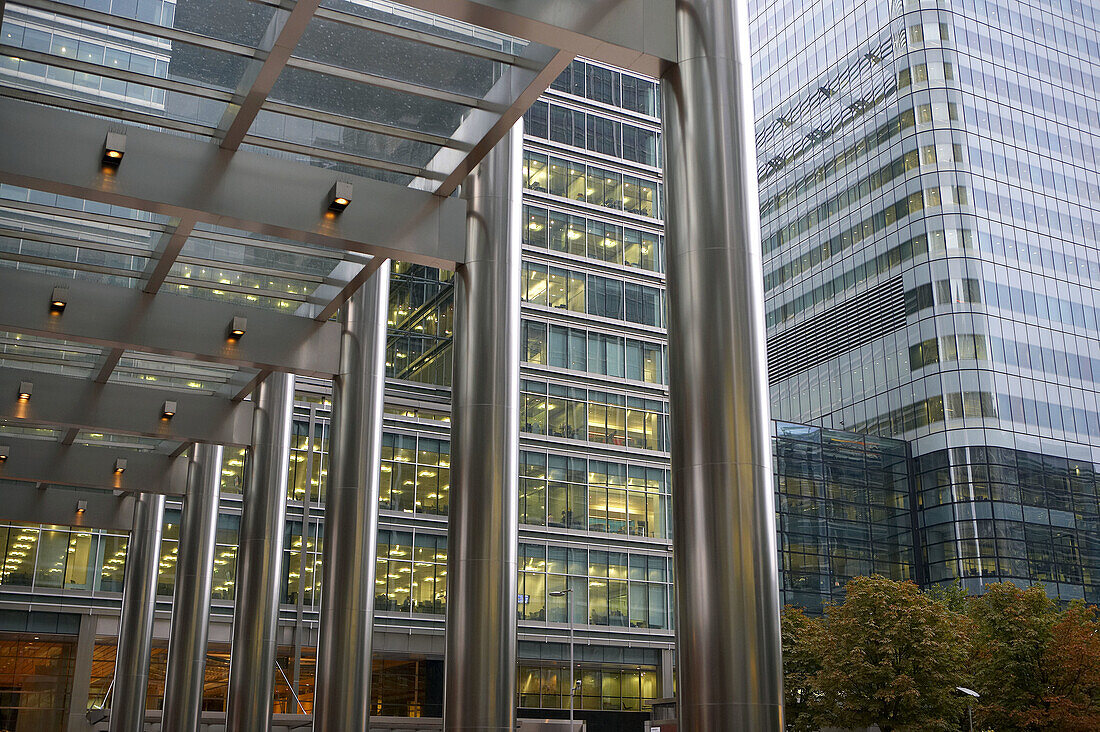 Bürogebäude in Canary Wharf, London. England, Vereinigtes Königreich