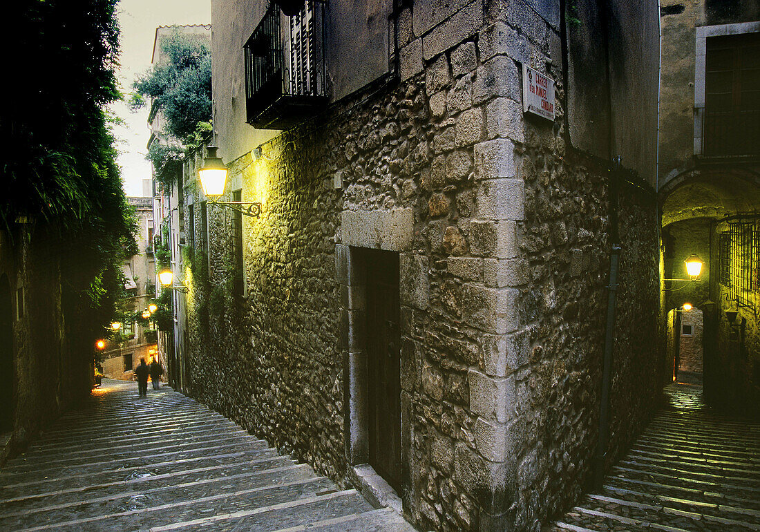 Streets at the Call (old Jewish quarter). Girona. Spain